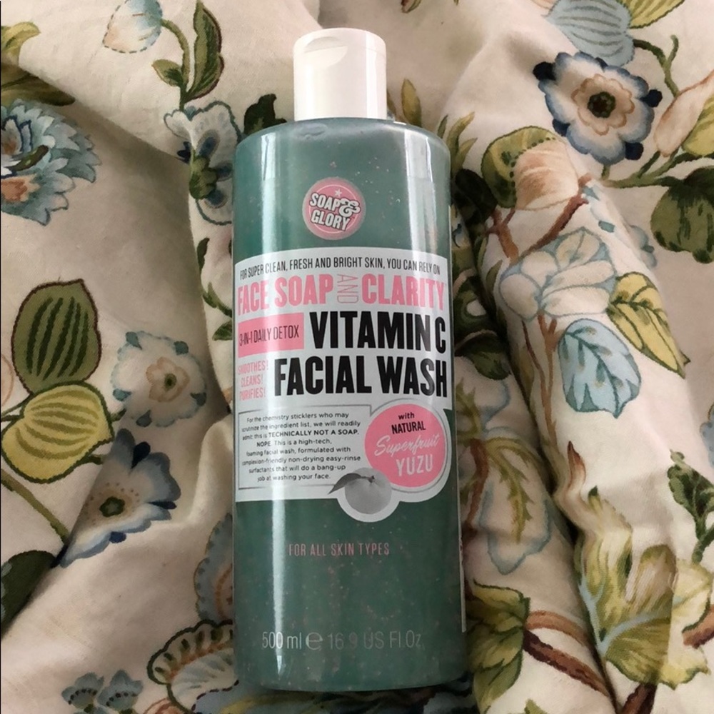 Soap & Glory: Vitamin C Facial Wash: BRAND NEW!!!